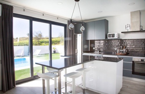 Ericeira Casa | Palace of Paradise: perfect for extended families and friends to make memories