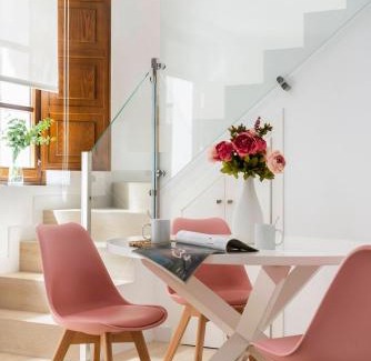 San Bartolome Apartamento | Palacio del siglo XVII frente a los Jardines de Murillo