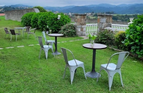 Granda (Siero) Casa | Palacio Marqués Vega de Anzo (villa de campo del S.XVII)