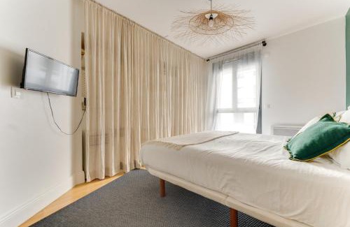 Levallois-Perret Apartamento | Palais des congrès , 4 bedrooms