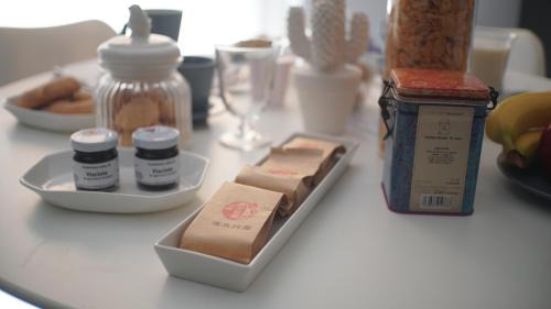 Corinaldo Cama Y Desayuno | Palazzo Boscareto - suites di charme in centro storico - garage moto, box bici