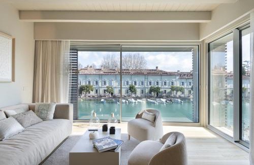Peschiera del Garda City Centre Apartamento | Palazzo Cordigero - Apartments