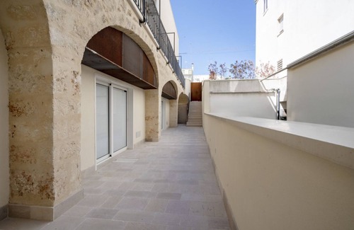 Municipio 1 Apartamento | Palazzo della Torre 202 - Modern Historic Loft
