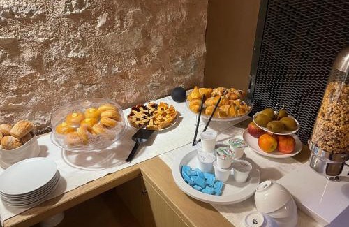 Trevi Cama Y Desayuno | Palazzo Fontana