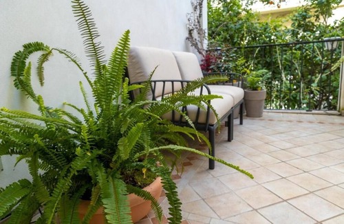 Trapani City Centre Apartamento | Palazzo Guajana- APARTAMENTO "B"