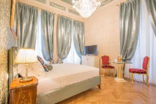 Verona City Centre Casa | Palazzo Monga Boutique Guesthouse