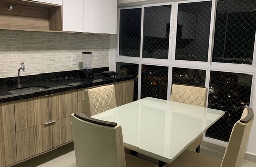 Lauritzen Apartamento | Palazzo Roberto Pinto