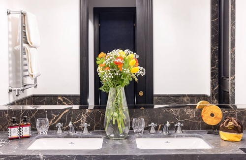 Rione III Colonna Hotel | Palazzo Roma - The Leading Hotels of the World
