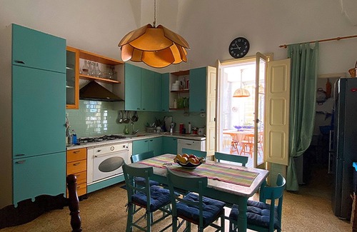 Calimera Apartamento | Palazzo Sabella Tommasi white suite