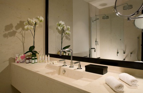 Casali di Serravalle Hotel | Palazzo Seneca