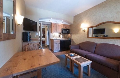 Olympic Valley Apartamento | PALISADES MOUNTAIN suite sleeps up to 4; short walk or shuttle ride to the lifts