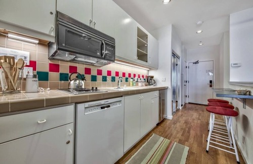 Olympic Valley Apartamento | Palisades Ski Condo: Ski-in/ski-out Studio w/ Hot Tubs and Pool
