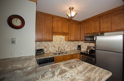 Olympic Valley Casa | **** Remodelado 2 BR - Estancia en Squaw - DISTANCIA CAMINANDO a Village ***