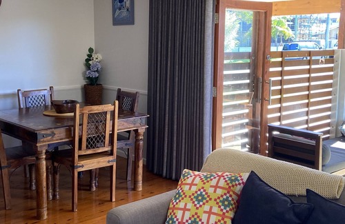 Palm Beach Cabaña | Palm Beach Cottage - 600m to Beach