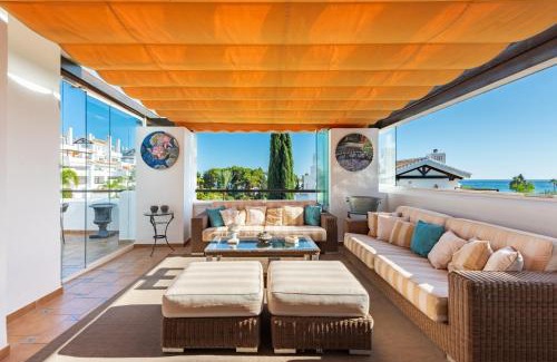 Marbella Casa | Palm Beach Frontline Penthouse