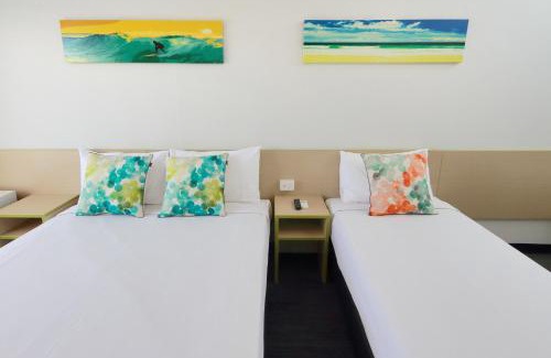 Palm Beach Hotel | Palm Beach Hotel