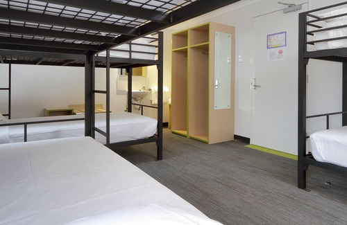 Palm Beach Hotel | Palm Beach Hotel