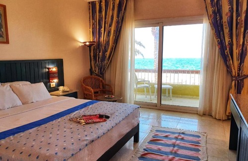 Al Ahyaa Complejo | Palm Beach Resort Families and Couples only