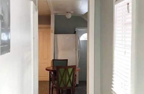 Nassau Casa | Palm Breeze Villa: 5 min walk to beach and bars