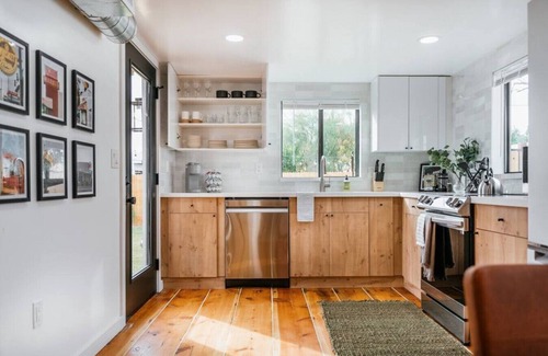 Gilbert Casa | Palm · Bungalow at Palm w/ Fire pit + steps from Downtown
