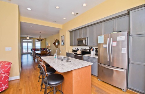 Atlantic Beach Casa | Palm Cottage III At The Grove, Oceanfront House in Atlantic Beach, NC!