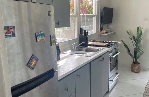 Sunset Crest Cabaña | Palm Cottage - Sunset Crest, close to the beach and swimming pool