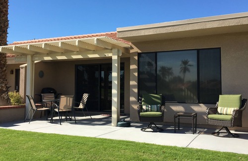 Palm Desert Casa | Palm Desert condo Living At Its Best - Golf, Tennis, and Pickle Ball Resort
