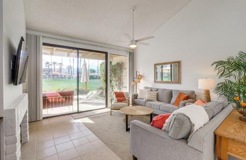 Palm Desert Apartamento | Palm Desert Condo with Patio and Golf Course Views