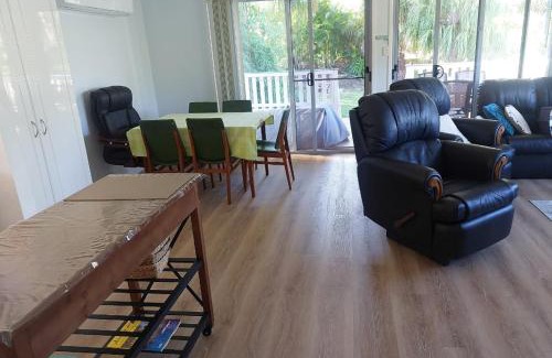Agnes Water Casa | Palm Grove Holiday Home