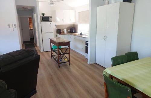 Agnes Water Casa | Palm Grove Holiday Home
