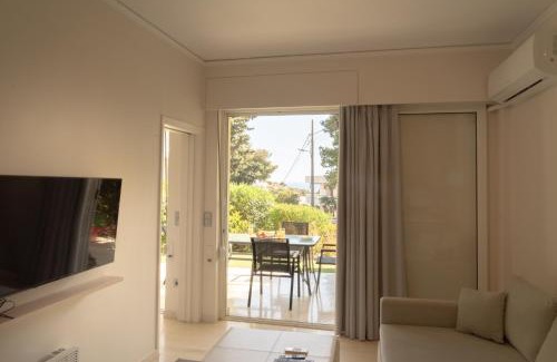 Vouliagmeni Apartamento | Palm & Pearl Apartment