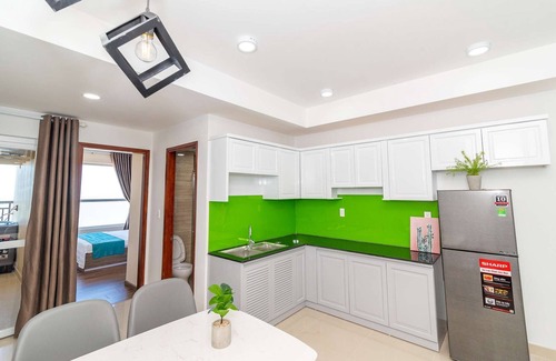 Thang Tam Condominio | Palm Rooftop Homestay with SeaView