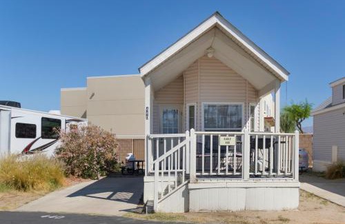 Palm Desert Complejo | Palm Springs Camping Resort Loft Cabin 1