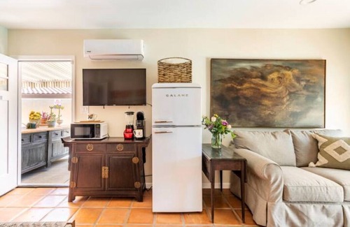 Tahquitz River Estates Apartamento | Palm Springs First 420 LGBTA Shiloh Pet-Friendly near downtown