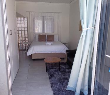 Goodwood Apartamento | Palm Tree 2