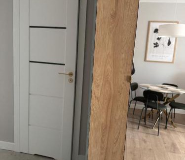 Dzielnica Uzdrowiskowa Apartamento | PALM TREE Perłowa Przystań parking, 650m do plaży, świeżo oddany nowoczesny apartament, Parkplatz im Preis inbegriffen, 650 Meter zum Strand, frisch fertiggestellt, geräumige und moderne Wohnung, Parking included, 650 meters to the beach!
