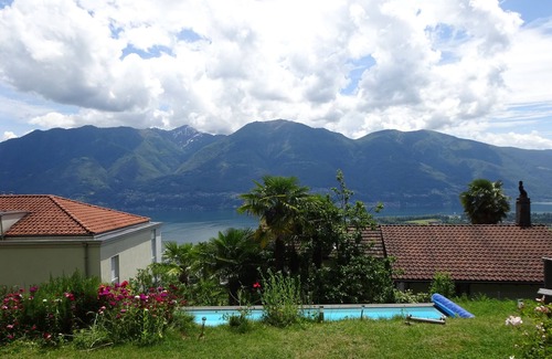 Orselina Apartamento | Experiencia árboles de palma, piscina y panorámica: Casa Belsito, Orselina, Lago Mayor