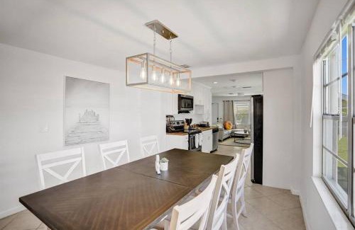 Southwest Apartamento | Palm Wave Says - 5 Star - Quiet Area - Stocked