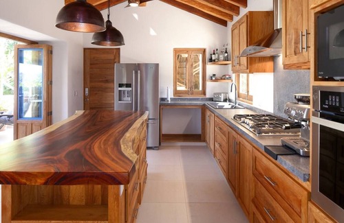 North End Apartamento | "Palma del Rey" (King Palm) 2 Bed / 2.5 Bath