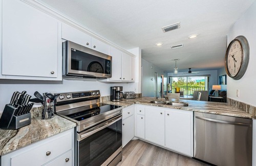 Palma del Mar Condominio | Palma 'Island Life to a Tee'