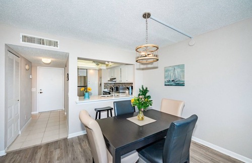 Palma del Mar Condominio | Palma 'Lush' Island Views