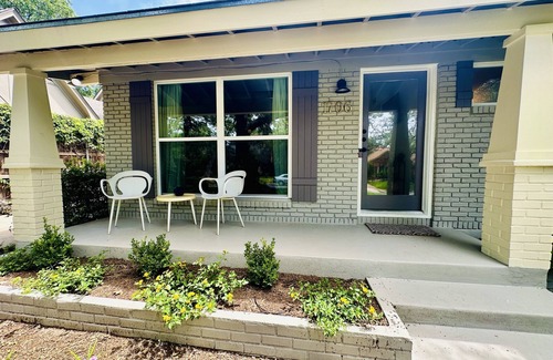 Clarksville Cabaña | Palma Plaza Unit C
