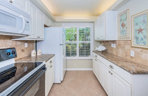 Palma del Mar Condominio | Palma Walking Trails Through Lush, Tropical Gardens