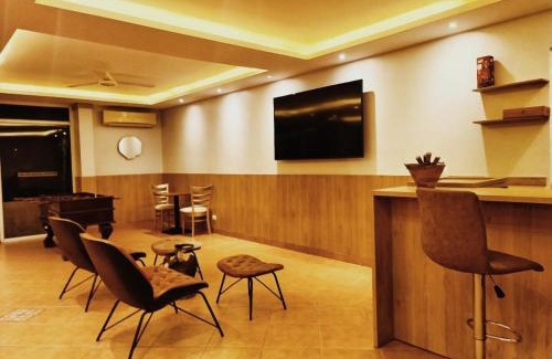 Quevedo Hotel | Palmar Del Sol Hotel