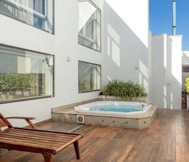 Plano Diretor Sul Apartamento | PALMAS EXPERIENCE - APARTAMENTO BRISA, no centro, vista lago!