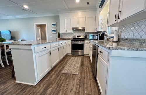 Edisto Island Casa | Palmetto Dream is a 4-bedroom 2.5 bath house located on 2nd Row with Great Views
