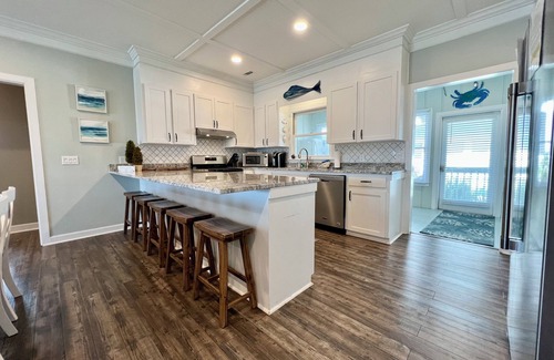 Edisto Island Casa | Palmetto Dream is a 4-bedroom 2.5 bath house located on 2nd Row with Great Views