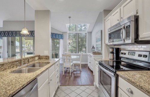 North Forest Beach Casa | Palmetto Dunes - 713 Barrington Drive - Oceanside with pond Views