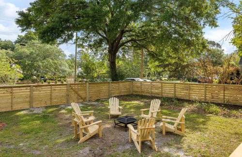 Mount Pleasant Casa | Palmetto Grove Walk to Shem Creek Mins to Dwtn