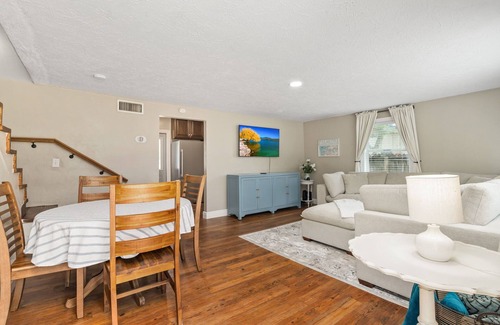 Palmetto Cabaña | Palmetto Historic Beach Cottage
